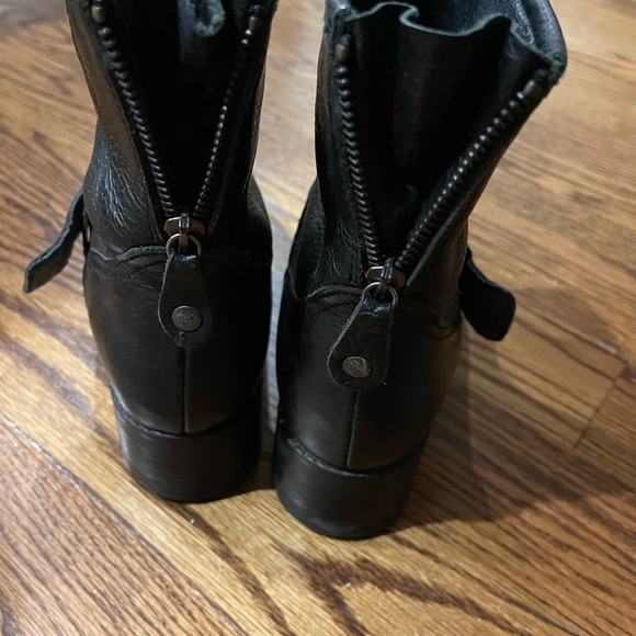 Eric Michael Boots. Size 38 Black - Picture 4 of 7
